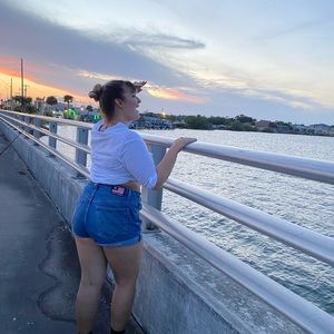 Meet your Posher, Brittany